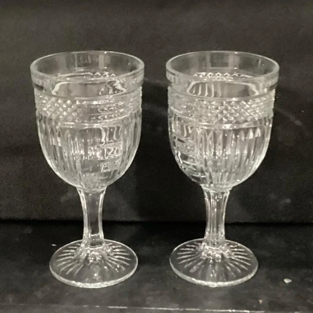 Libbey Radiant Clear Wine Glasses,‎ Set of 2, Vintage Stemware, Water Goblets